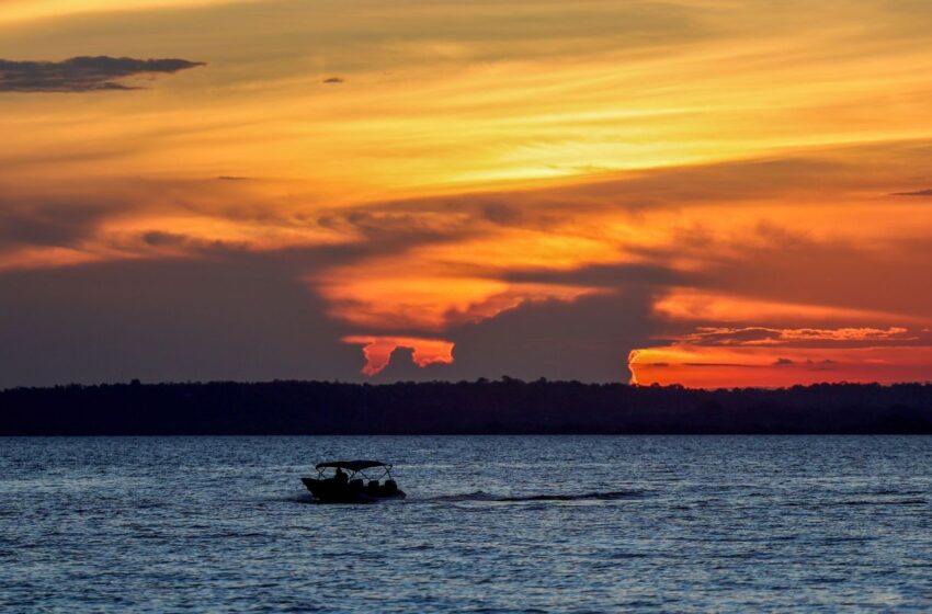  Lula diz que não quer luxo e que ficará em barco durante a COP30