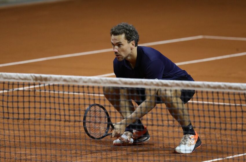  Bruno Soares retorna às quadras para enfrentar lendas do tênis