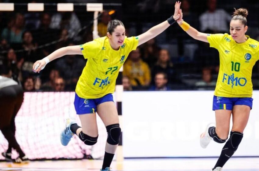  Brasil vence tchecas e vai à 2ª fase do Mundial Feminino de handebol