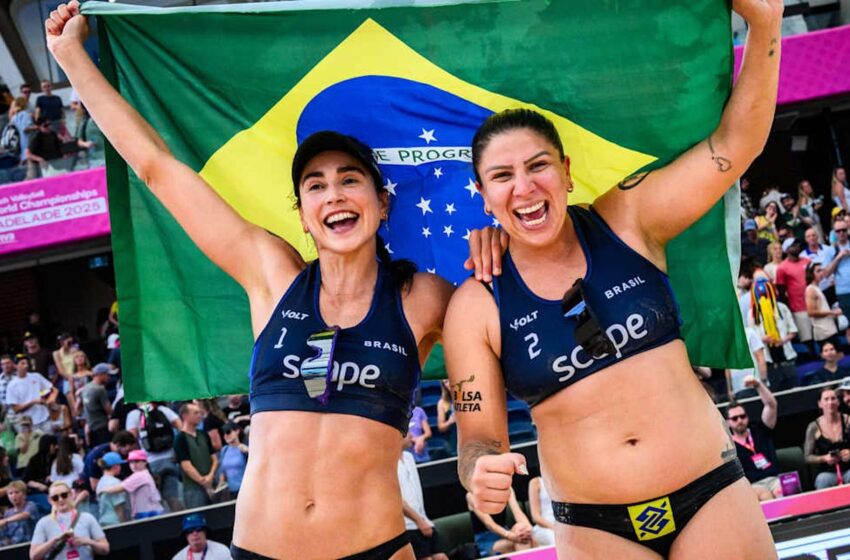  Carol Soberg e Rebecca faturam bronze no Mundial de vôlei de praia