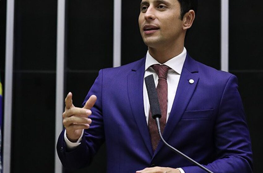  Vice-presidente da CPMI do INSS acusa deputado maranhense de ameaça