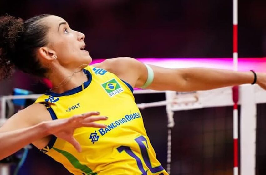  Gabi Guimarães é segunda melhor jogadora de vôlei do mundo em 2025