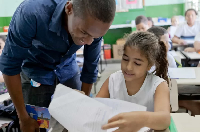  Mudanças no IR beneficiarão 73,5% dos professores da educação básica