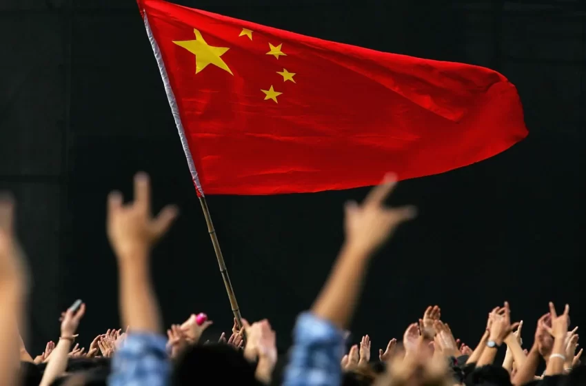  China mira supremacia em IA e revê até uso de camisinha ao buscar metas