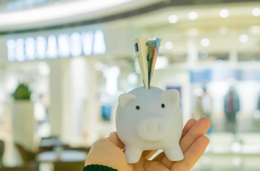  O seu desejo para este Natal é poupar? Veja quatro “pequenos truques”