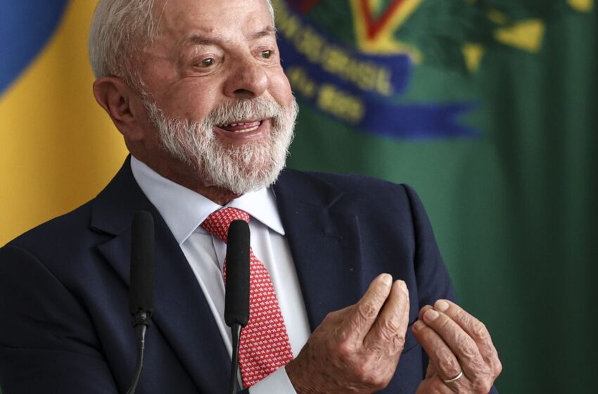  Lula: democracia é obra em construção e deve ser zelada e defendida