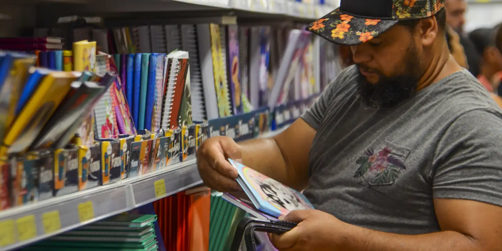  Maioria planeja reaproveitar material escolar na volta às aulas