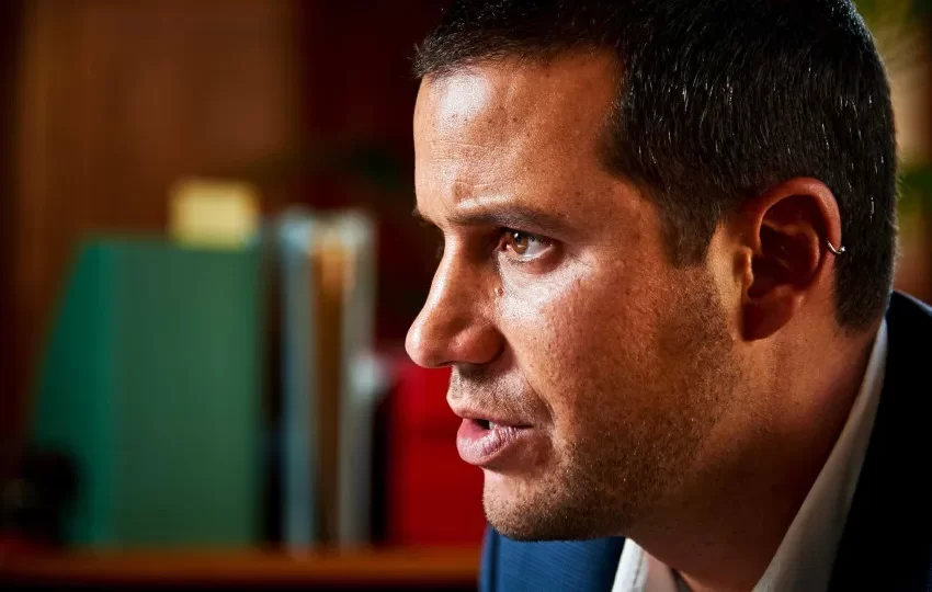  Galamba: "Ideia de que o que tem de ser feito é enterrar linhas? Não."