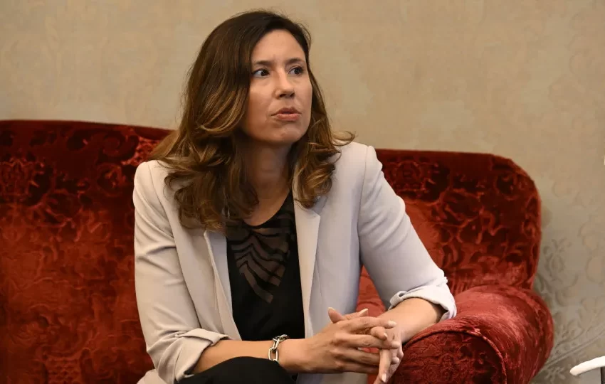  Mariana Leitão apela a rapidez nos apoios para reparação de escolas