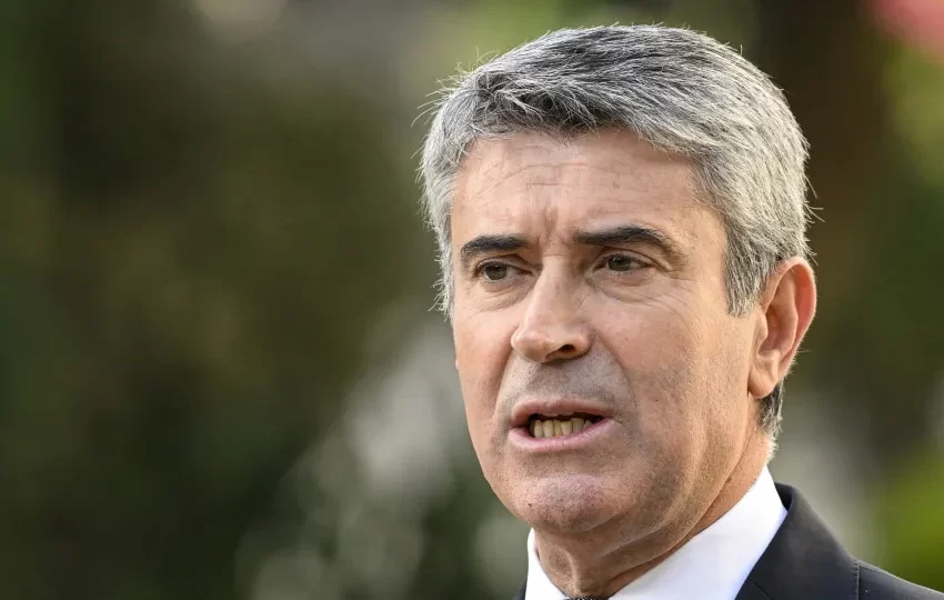  Novo MAI é "personalidade forte num Governo, apesar de tudo, frágil"