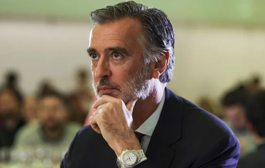  Cotrim questiona se novo MAI esteve envolvido nos processos de Montenegro