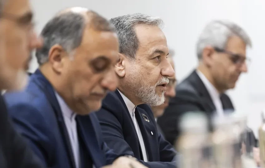  Representantes de países europeus em Genebra para negociar paz na Ucrânia