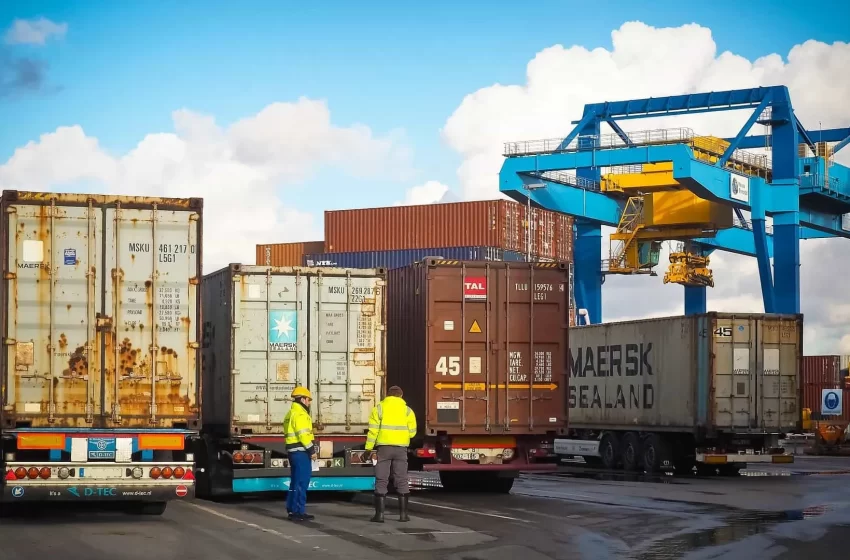  Balança comercial tem superávit de US$ 4,343 bilhões em janeiro