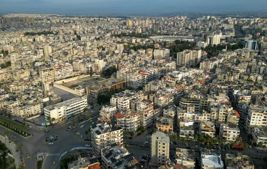  Israel diz ter destruído depósito de armas na Síria