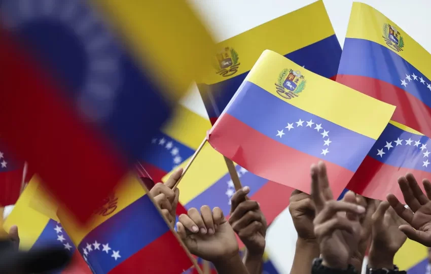  EUA enviam seis toneladas de material médico prioritário para Caracas