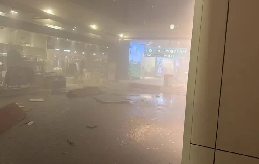  Um morto e sete feridos em ataque ao aeroporto de Abu Dhabi. As imagens