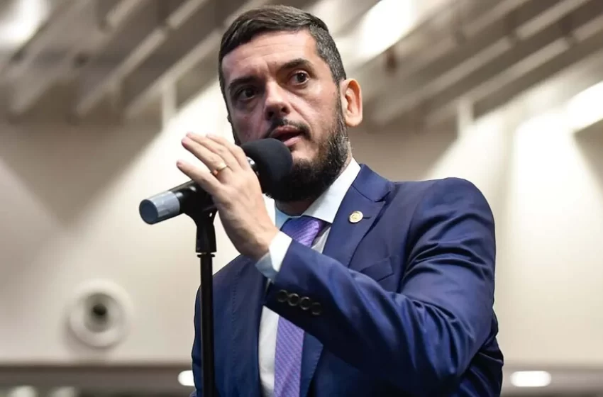  PF prende pela segunda vez Rodrigo Bacellar, ex-presidente da Alerj