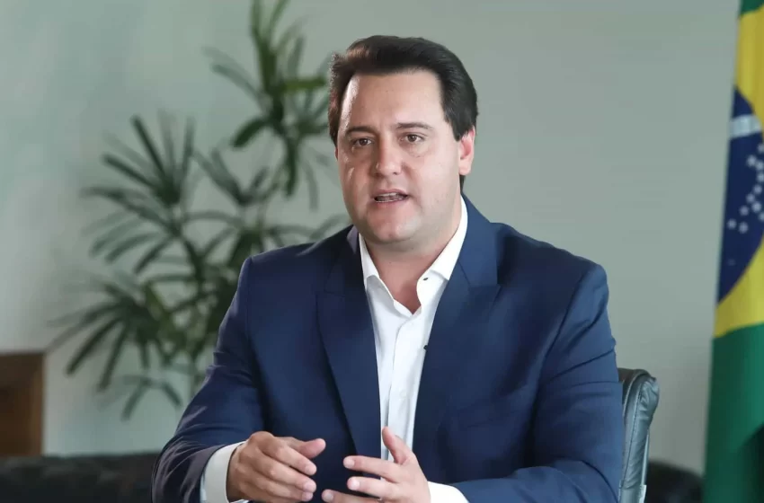  Ratinho Junior diz que foi difícil desistir da eleição presidencial e que busca sucessor no Paraná