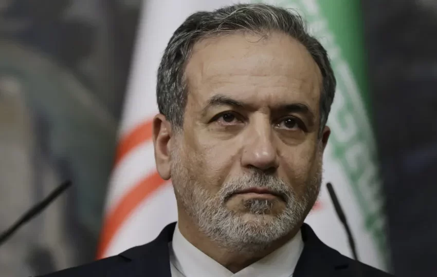  Irão apela aos seus vizinhos irmãos para que expulsem agressores