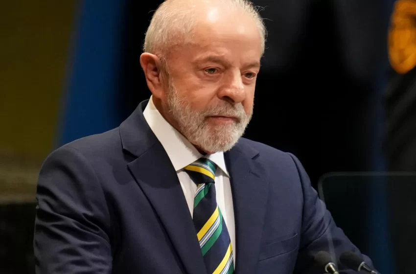  Lula diz que governo apresentará solução para famílias endividadas