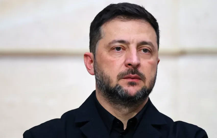  Zelensky pede desbloqueio da UE de 90 mil milhões de euros