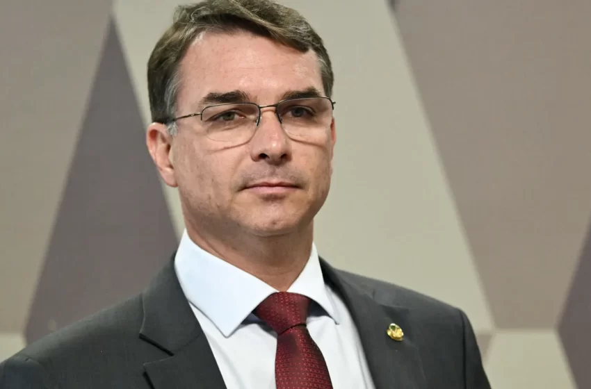  TJ-RJ negou tentativa de retomada do caso ‘rachadinha’ contra Flávio Bolsonaro