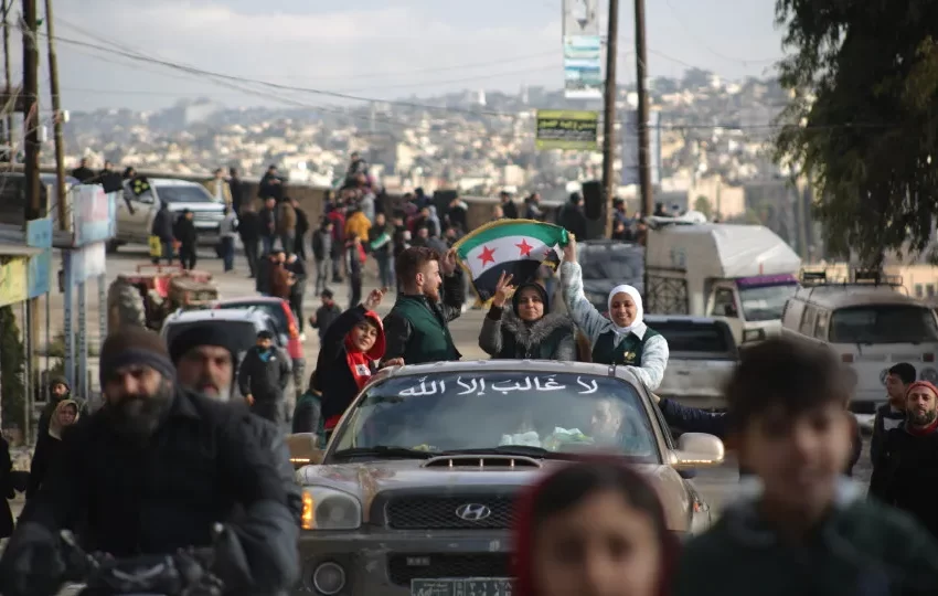  Mais de 200 mil pessoas fugiram do Líbano para Síria. ONU pede ajuda