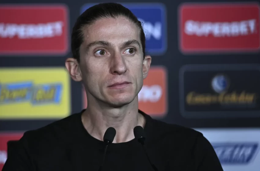  Condução da demissão de Filipe Luís gerou revolta no CT do Flamengo