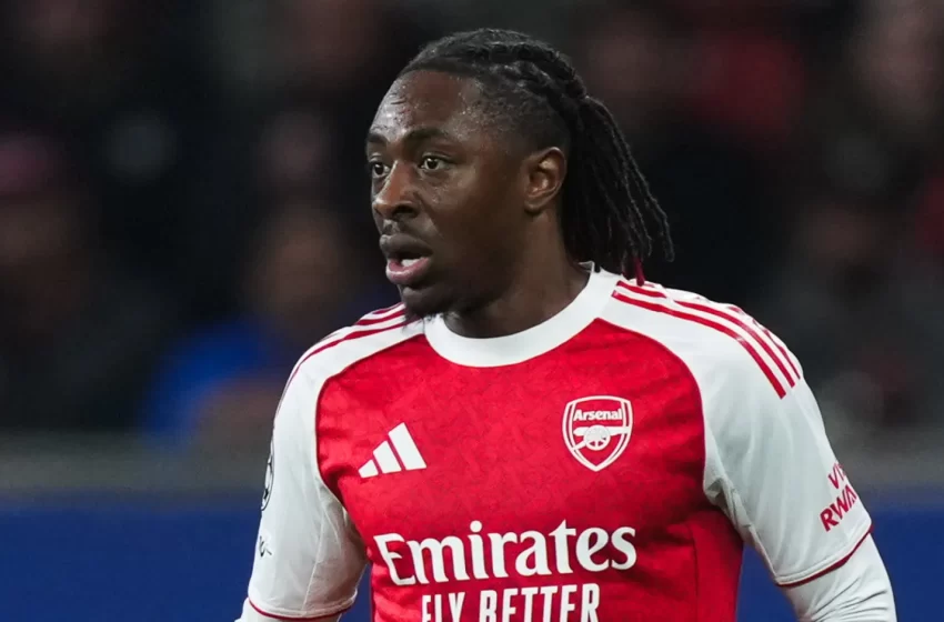  Craque do Arsenal se emociona ao encontrar ídolo da Seleção Brasileira