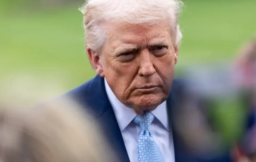  Trump pressiona NATO e admite fechar bases em Espanha (e noutros países)