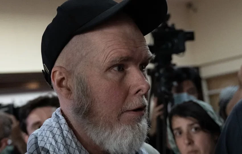  EUA saúdam libertação de cidadão detido no Afeganistão (e pedem mais)