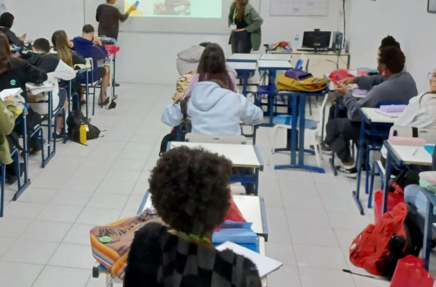  Número de alunos de ensino superior aumenta em 2023 e 2024