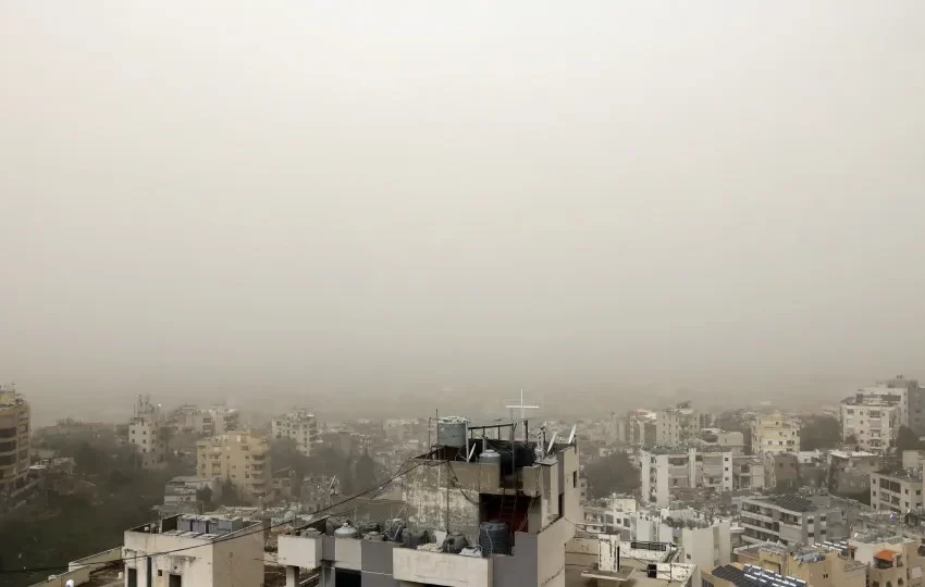  Subúrbios do sul de Beirute alvos de pelo menos dois bombardeamentos