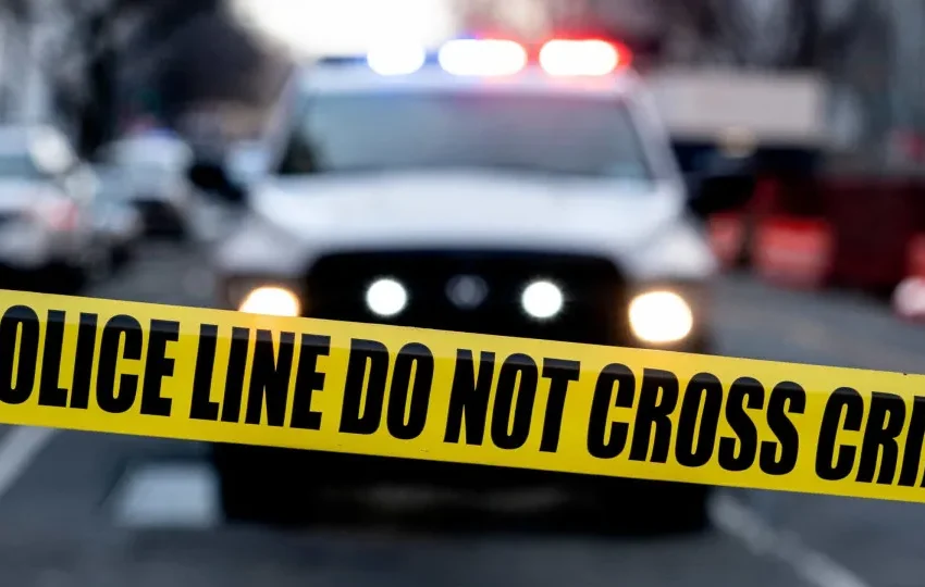  Polícia morre e outro fica ferido após tiroteio num hospital em Chicago