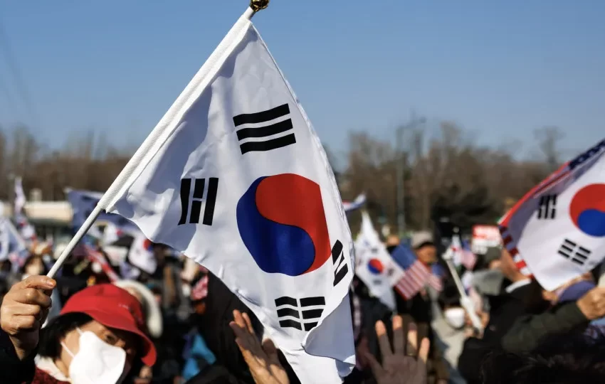  Seul vai distribuir 3,5 mil milhões para atenuar preços dos combustíveis