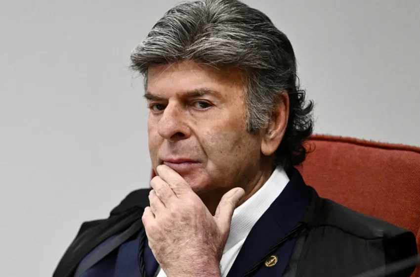  Fux cita Master e diz que, se políticos do RJ forem ao inferno, vão com ‘altas autoridades’