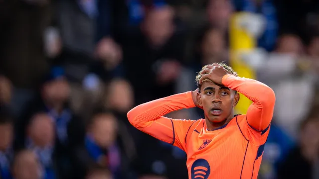  Yamal lamenta lesão às vésperas da Copa do Mundo