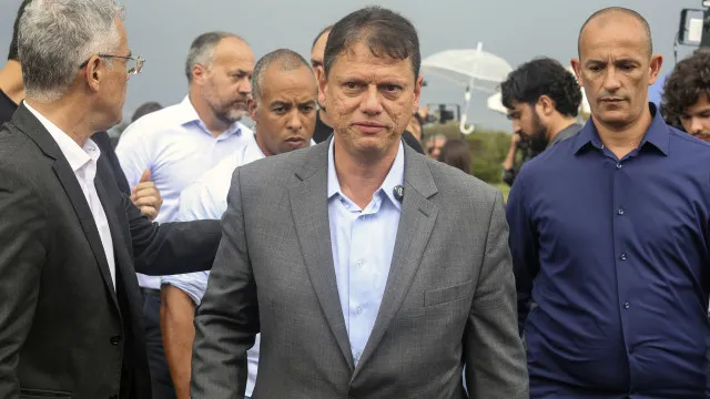  Secretaria da gestão Tarcísio não sabe onde foram parar R$ 23 milhões em materiais