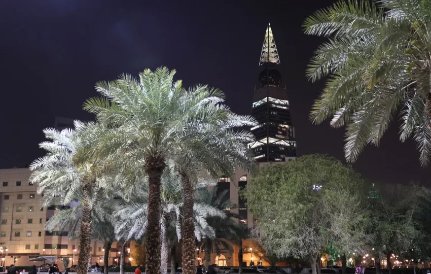  Riade convoca embaixadora iraquiana para discutir ataques do seu país