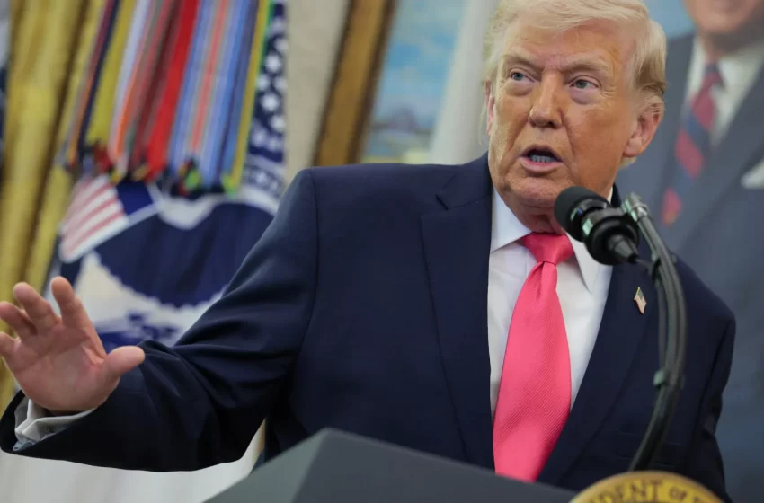  UE avalia com preocupação reflexos de novas tarifas impostas por Trump