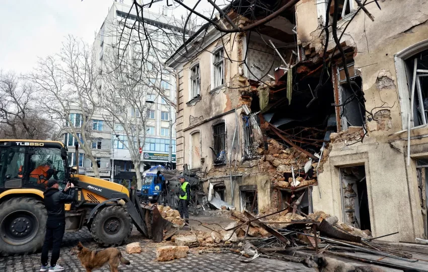  Ataque russo em Odessa mata pelo menos 3 pessoas, incluindo uma criança