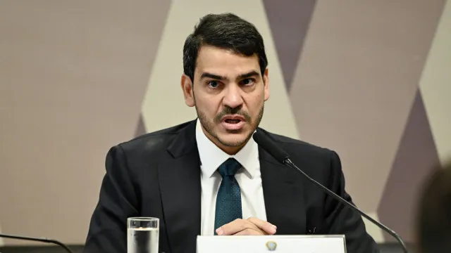  Messias diz que inquéritos precisam ter ‘início, meio e fim’ e chama Mendonça de ‘irmão de fé’