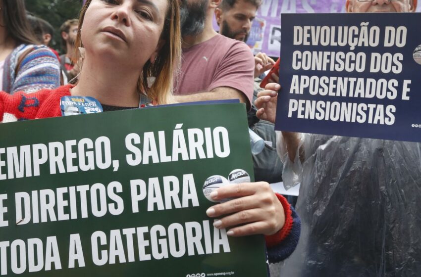  Professores da rede de SP fazem paralisação nesta quinta e sexta-feira