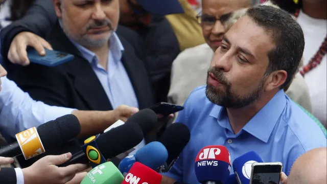  Boulos critica Zema: defesa de trabalho infantil é ‘covardia’