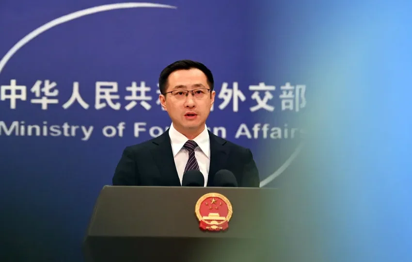  China considera Taiwan crucial para boa relação com EUA antes da visita de Trump