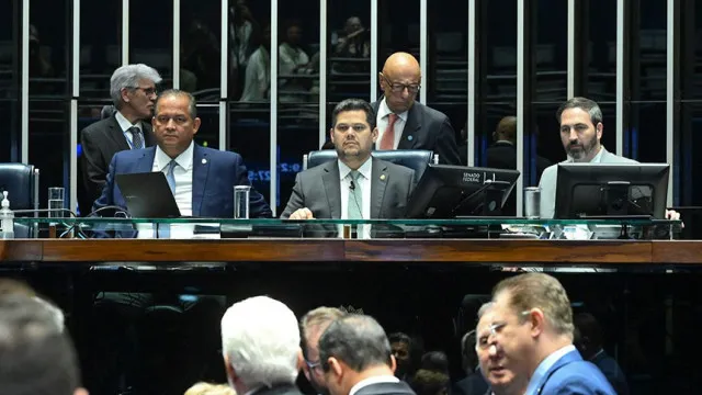  Senado retoma isenção a entidades sem fins lucrativos e aumenta gasto com defesa fora da meta