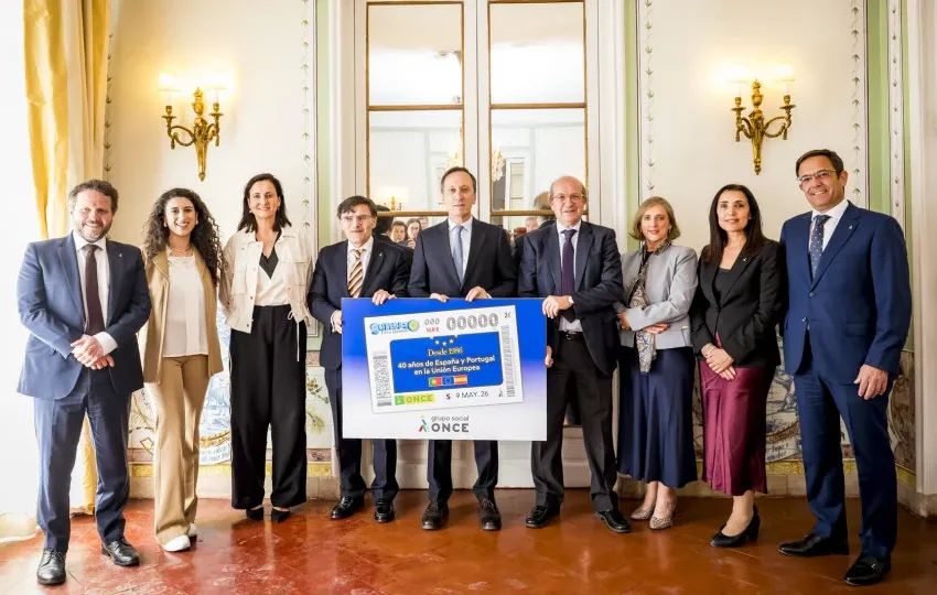  Cautelas de lotaria espanhola celebram adesão de Portugal e Espanha à UE