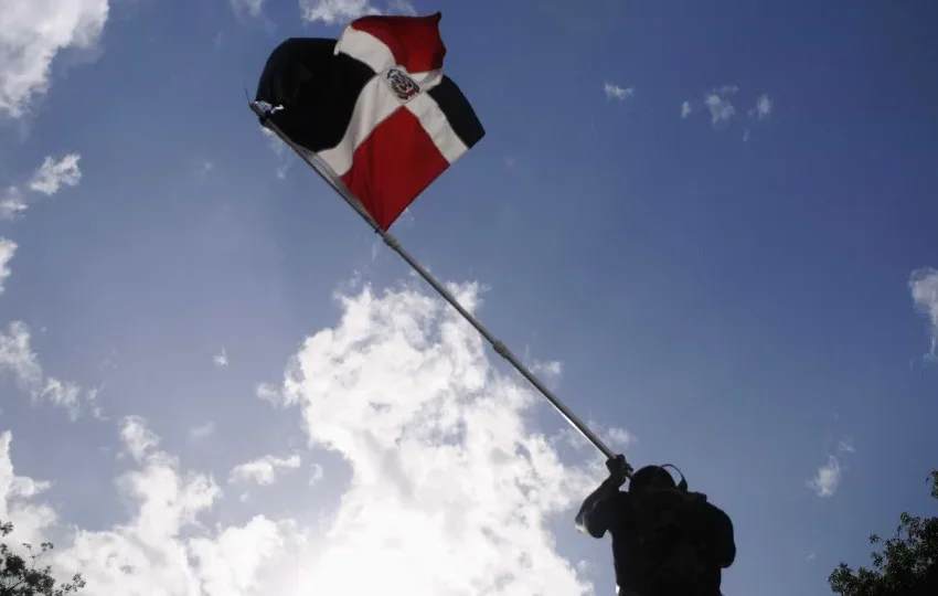  República Dominicana aumenta em 13 kms vedação na fronteira com o Haiti