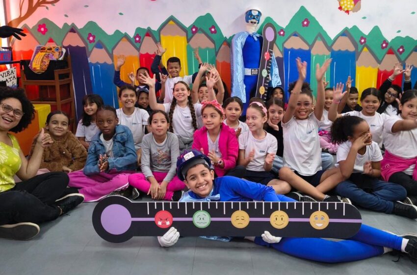  Brasil tem duas escolas finalistas no Prêmio Melhores Escolas do Mundo