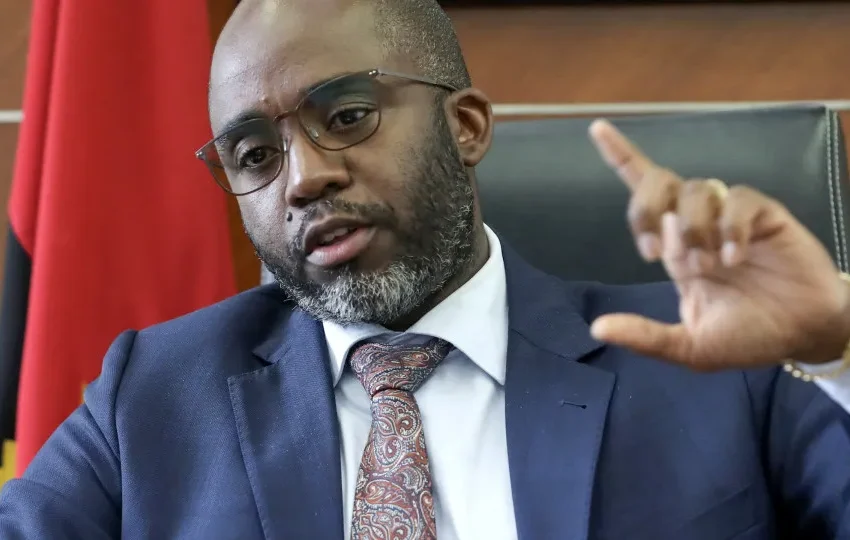  Angola defende cooperação com Portugal centrada no investimento produtivo